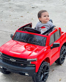 Carrinho Chevrolet infantil elétrico, ideal para crianças pequenas de 2 a 5 anos, com assento seguro, controle remoto e rodas resistentes para passeios tranquilos